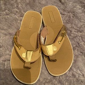 Women’s flip flops